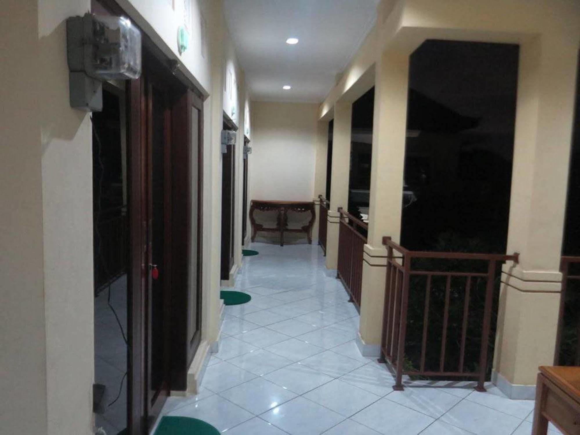 Sari Buana Bed & Breakfast Kuta Lombok Exteriér fotografie